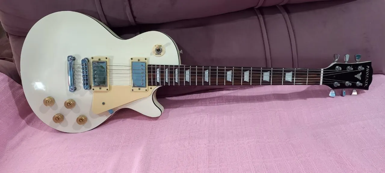 Guitarra Elétrica Phoenix Branca