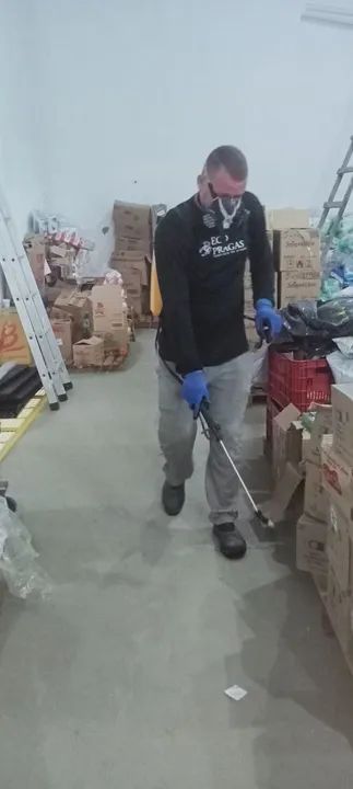 Serviços profissionais de detetização e limpeza de caixa d'água  - Foto 2