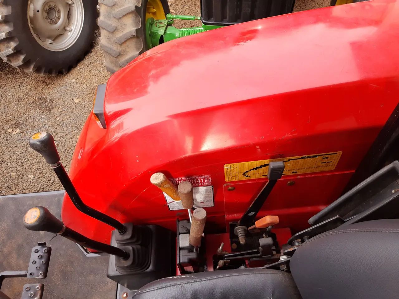 Trator Massey Ferguson com Concha - Foto 5