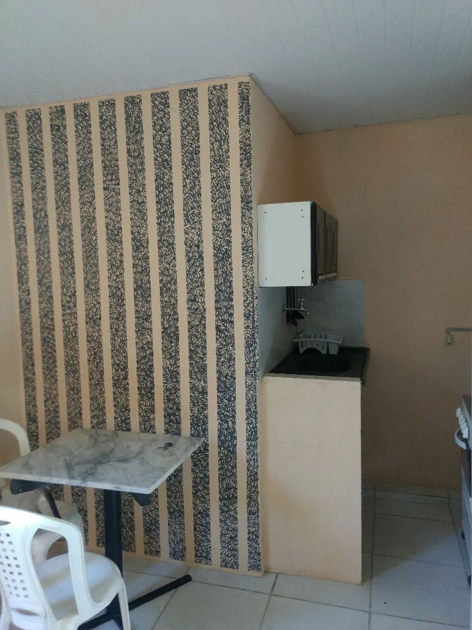 Kitnet mobiliado em Messejana 
