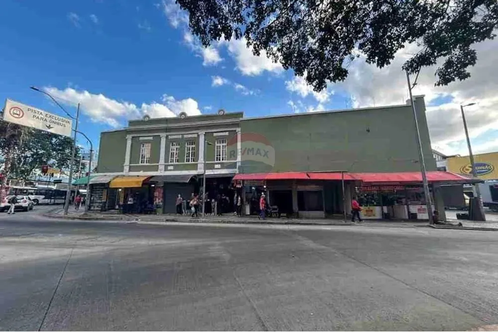 Conjunto comercial para Alugar no Centro de BH Ao Lado do Mercado Central, com 500m² e Al