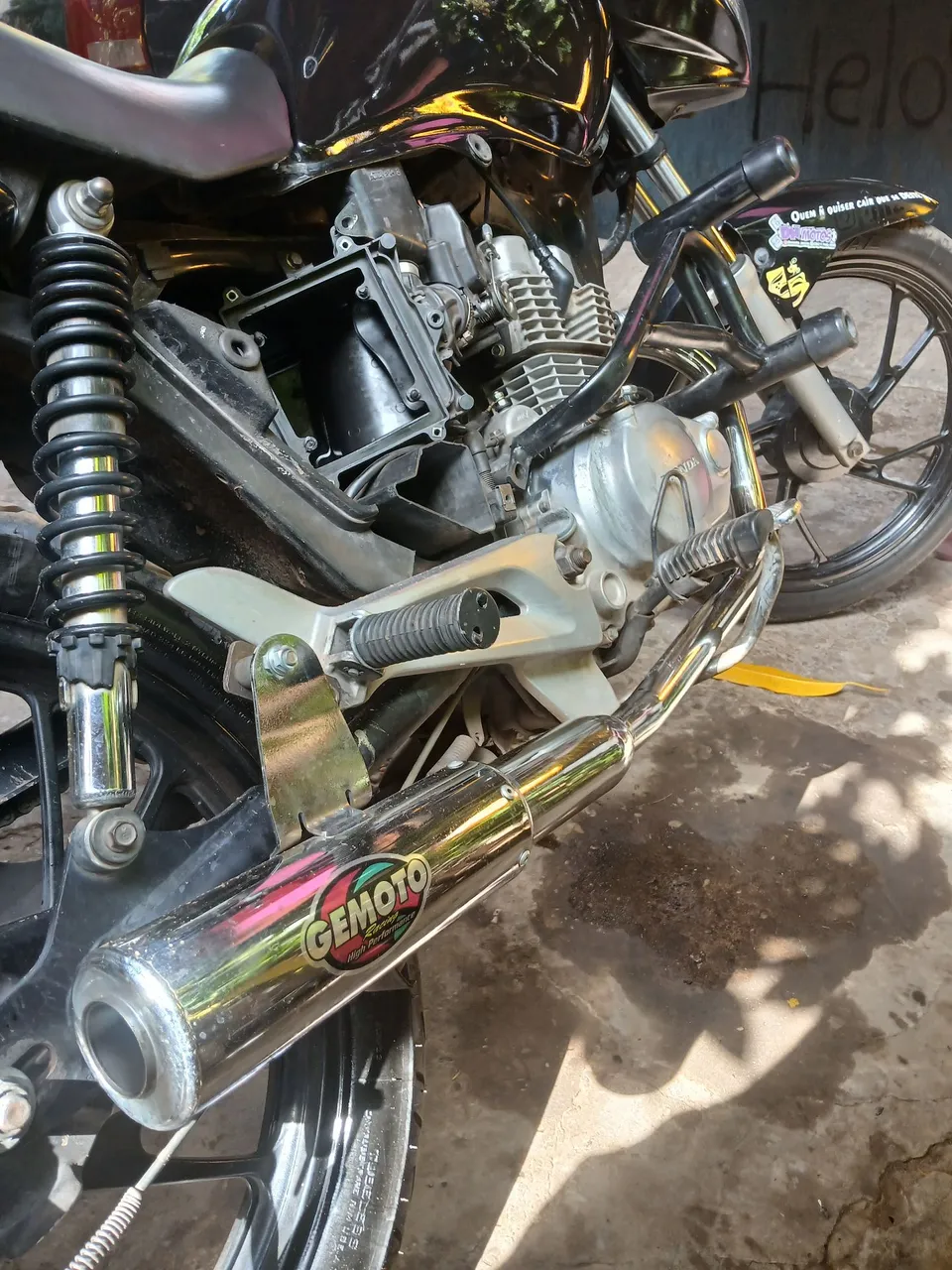 Escapamento Gemoto para Moto