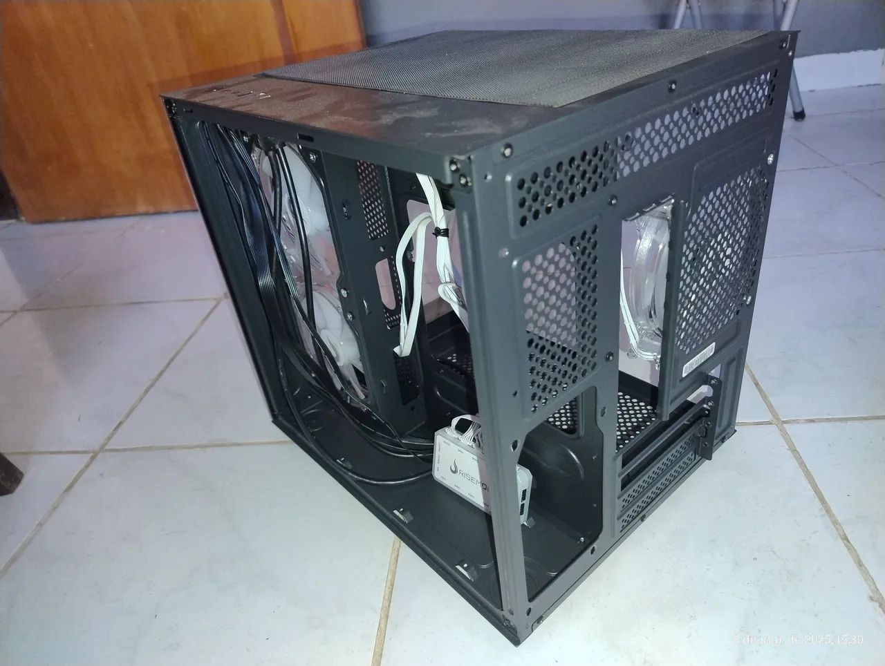 Gabinete Aquarius MT-G810BK - Foto 3