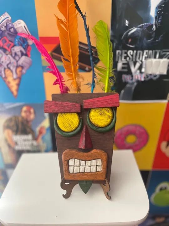 Máscara Crash Bandicoot Aku Aku 