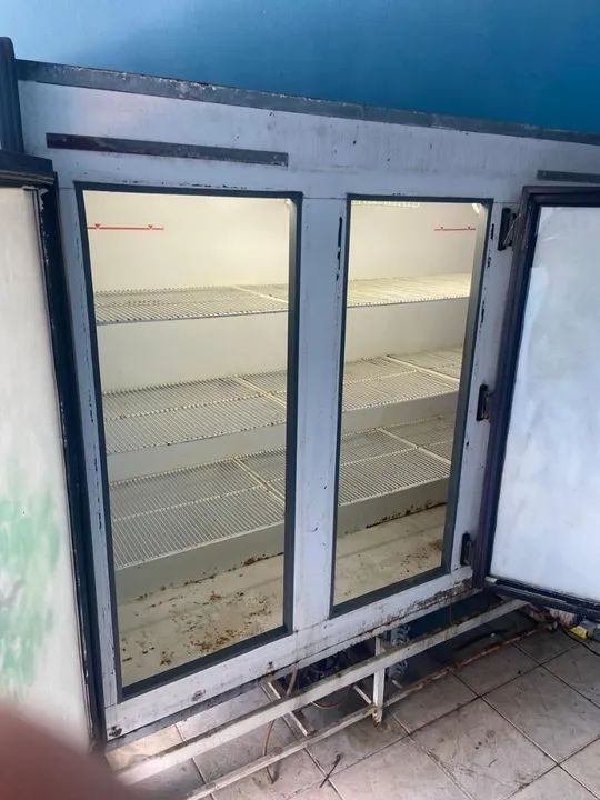 Refrigerador Comercial três Porta