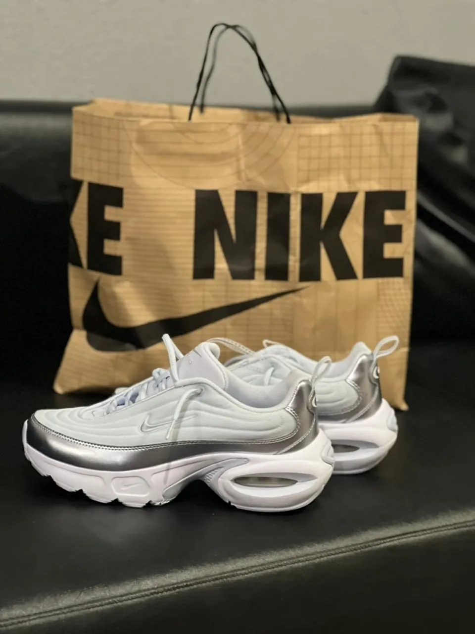 Nike Air Max 96 II - Branco e Prata