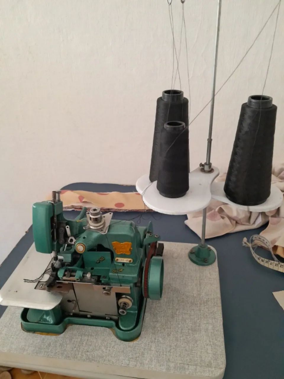 Overlock Semi-industrial(Chinesinha) Seminova