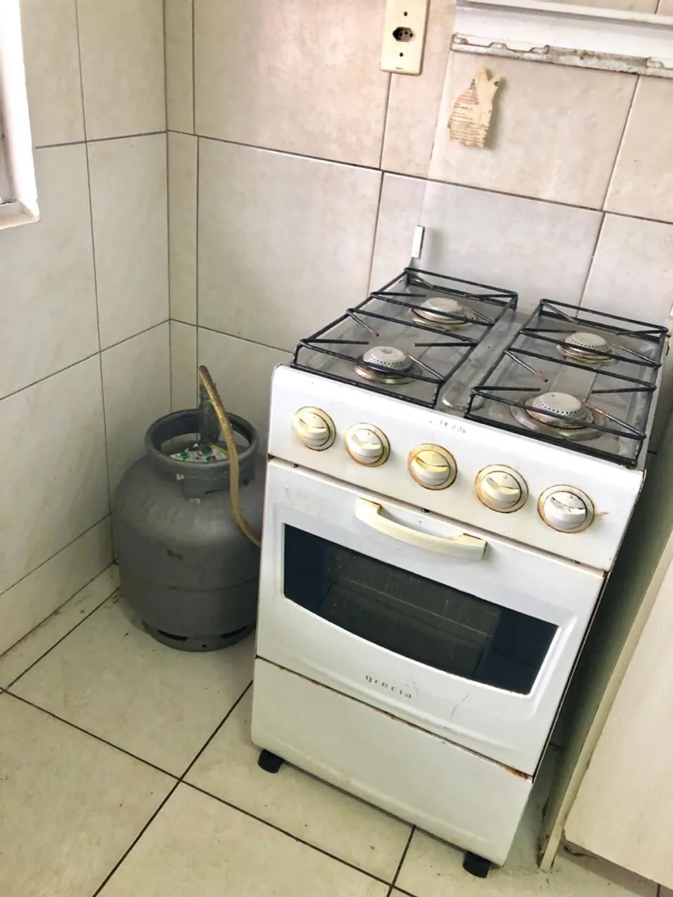 ALUGO APARTAMENTO 1 QUARTO MOBILIADO