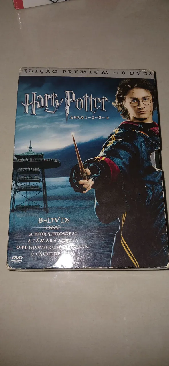 Harry Potter - Anos 1 a 4 - Edição Premium - 8 DVDs