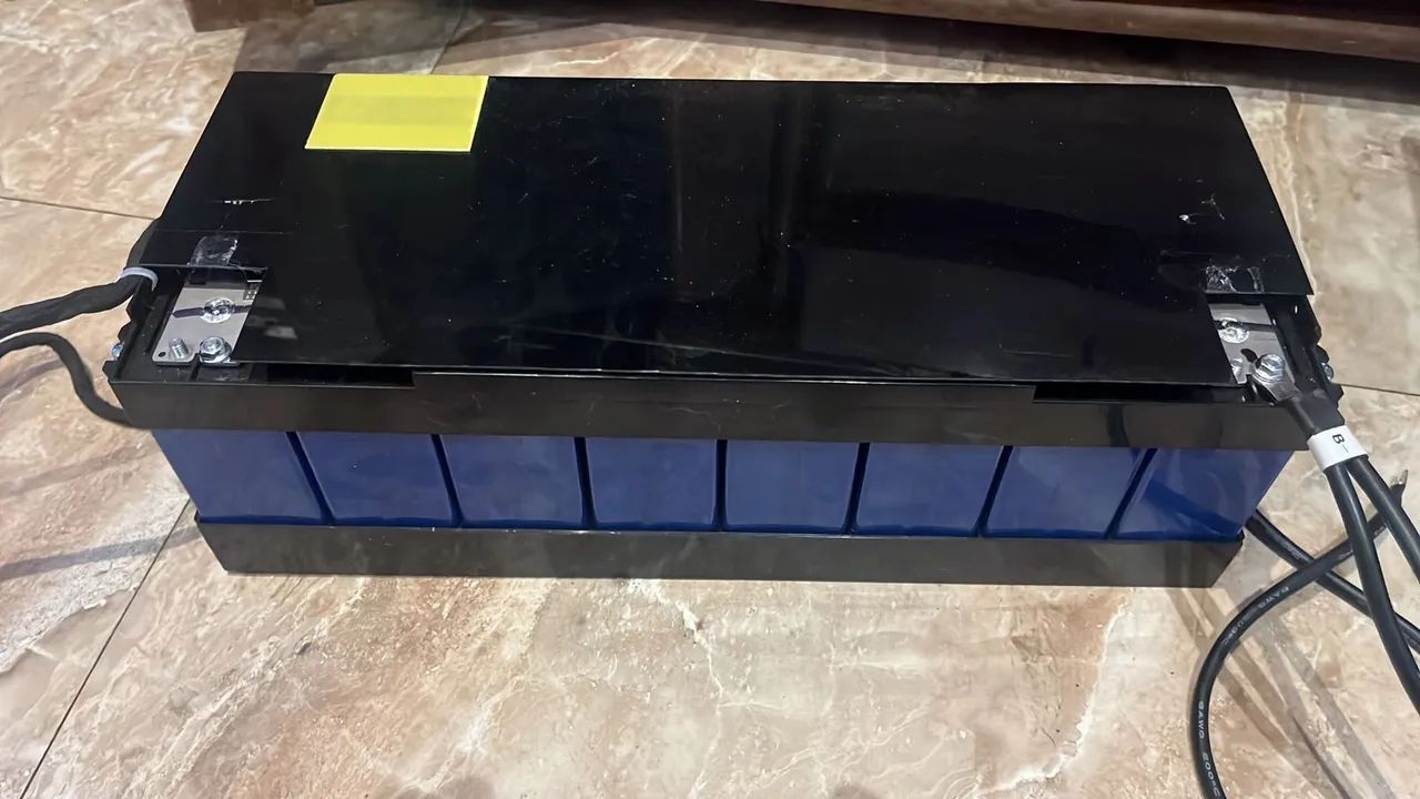 Bateria de lítio moura 800 amperes 