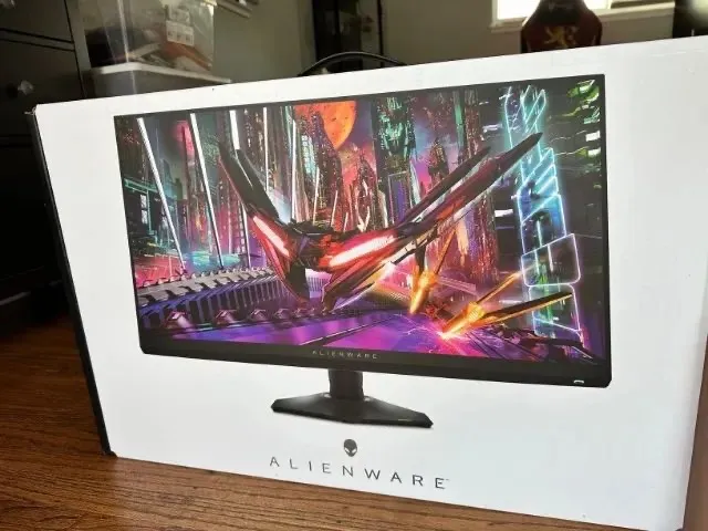 monitor 180 hz alienware 2k aw2724dm