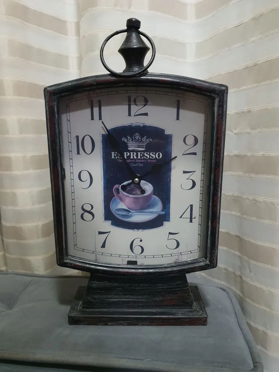RELÓGIO DECORATIVO EM METAL