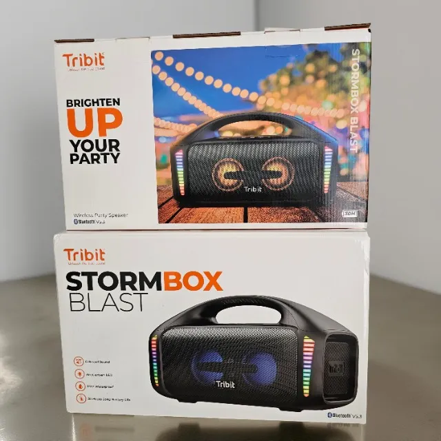 Revenda e Varejo / Caixa TRIBIT Stormbox 90W Ipx7 Até 30h GRAVE ABSURDOS