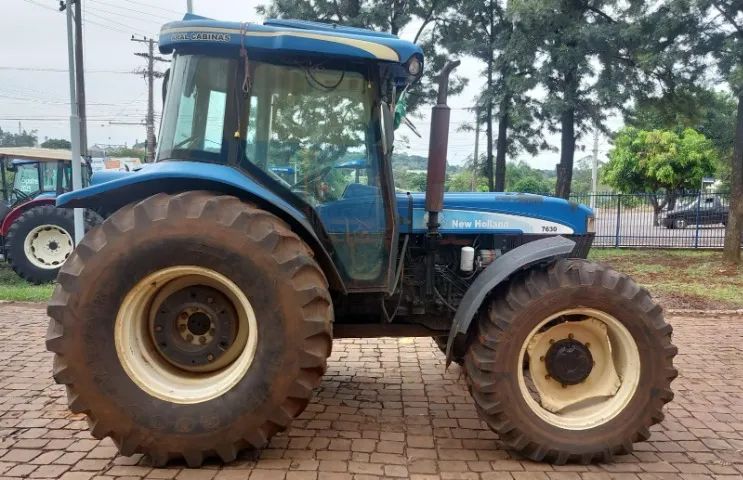 TRATOR NEW HOLLAND, MODELO 7630, ANO 2009 - Foto 2