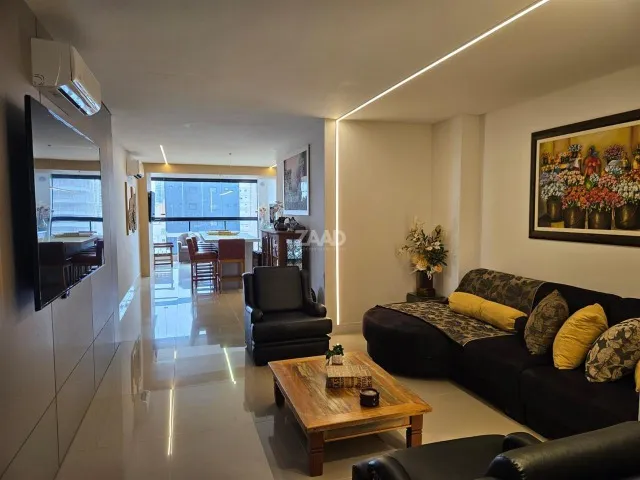 APARTAMENTO MOBILIADO NA MEIA PRAIA - 03 SUÍTES PRÓXIMO DO MAR
