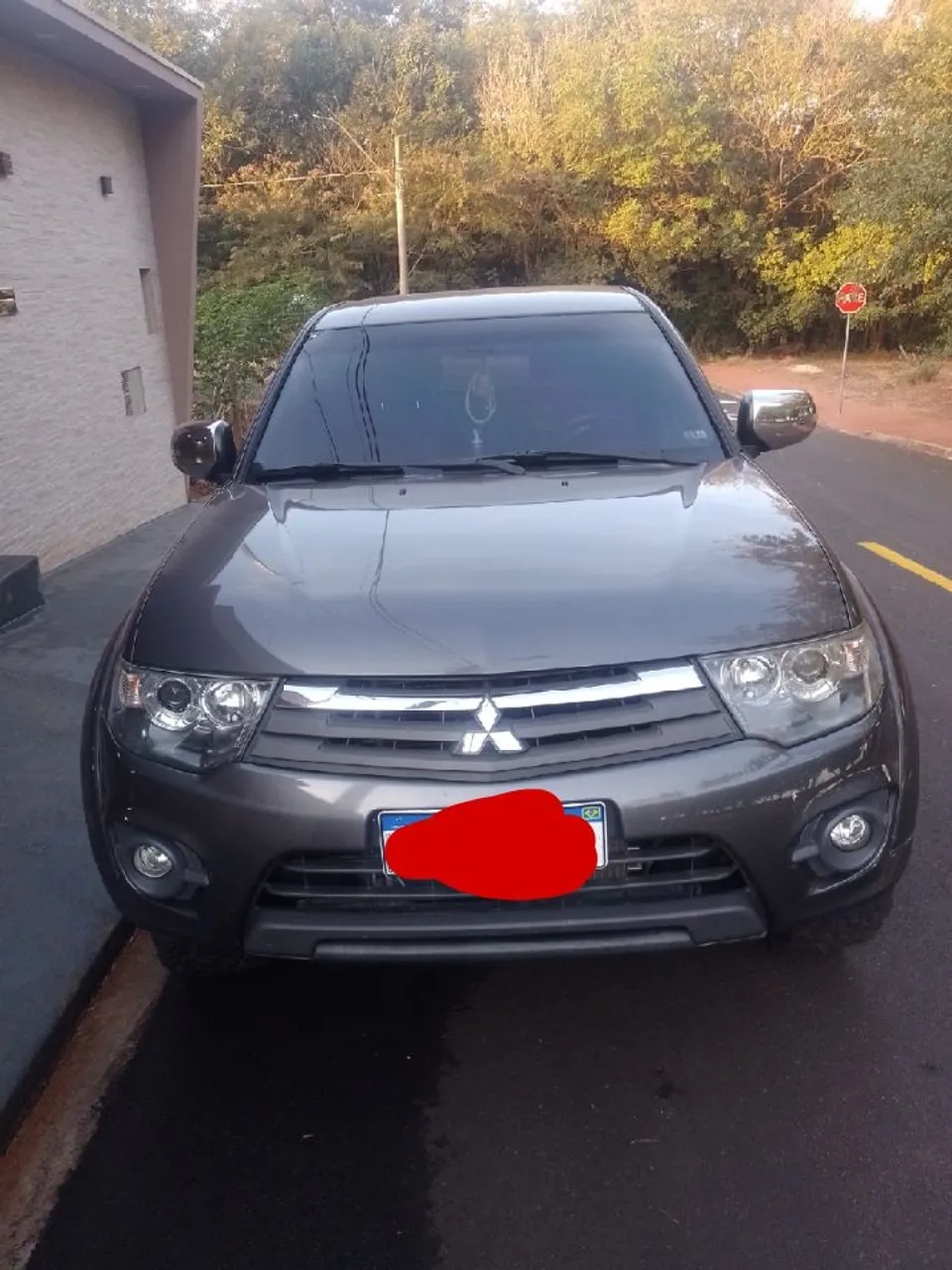 L200 Triton 4X4 top a mais bonita da região raridade