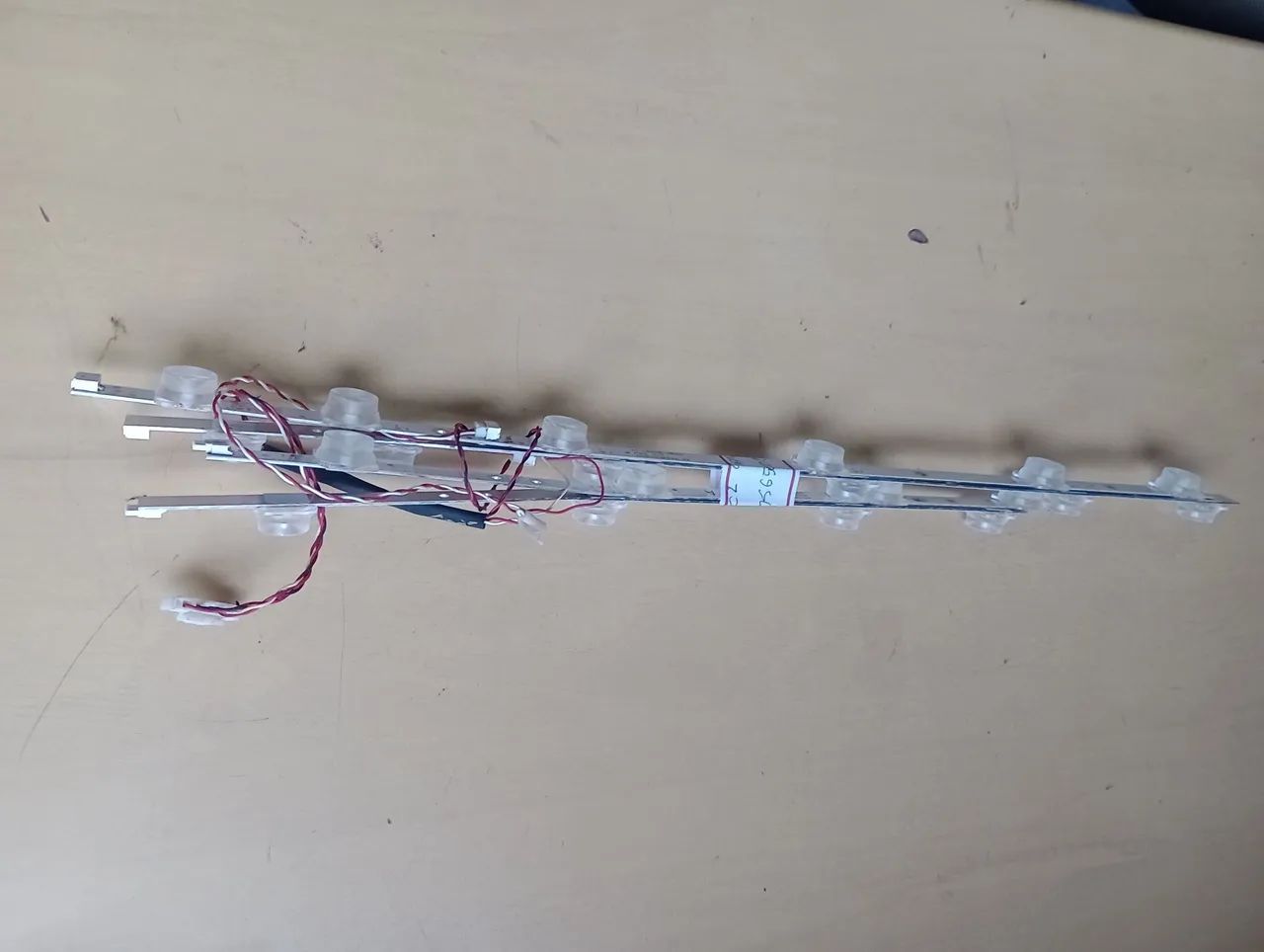 Barras de LED da TV Semp 40s5600fs - Foto 2