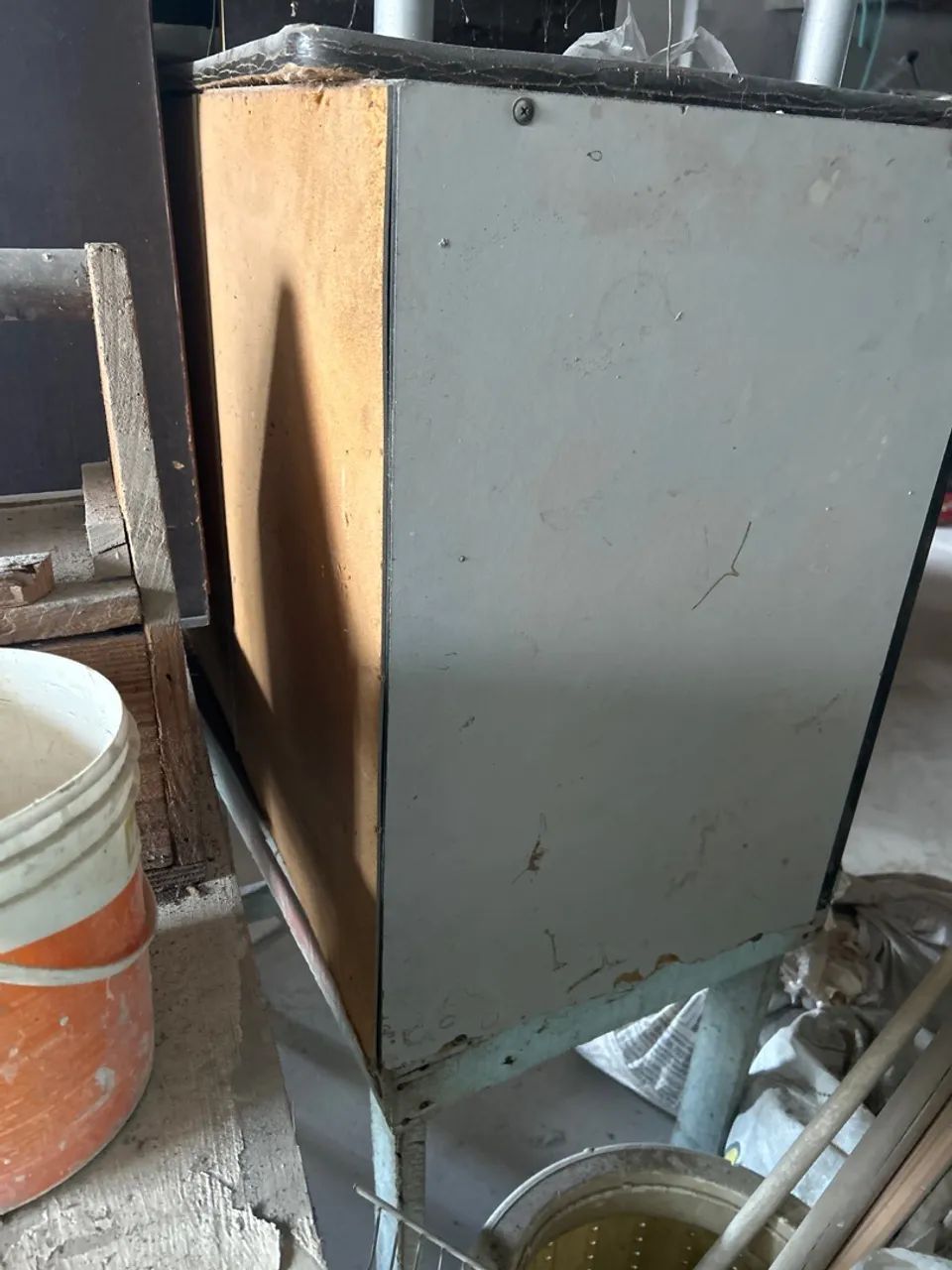 Armário com prateleiras em MDF Usado  - Foto 4