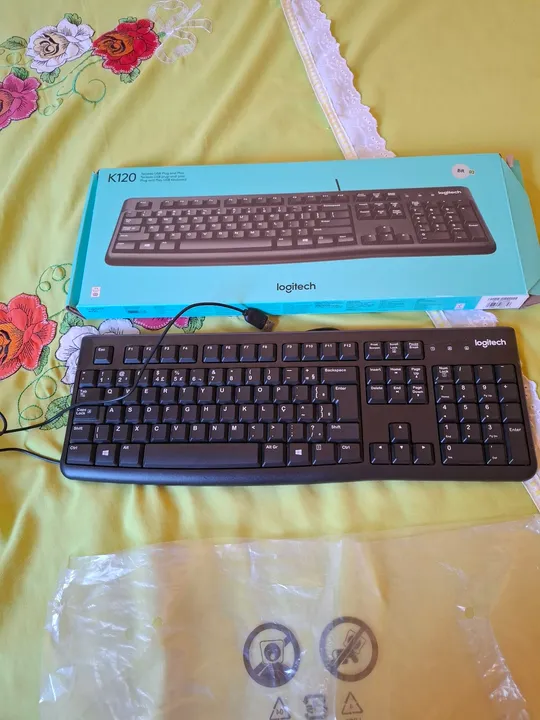 Teclado Logitech K120