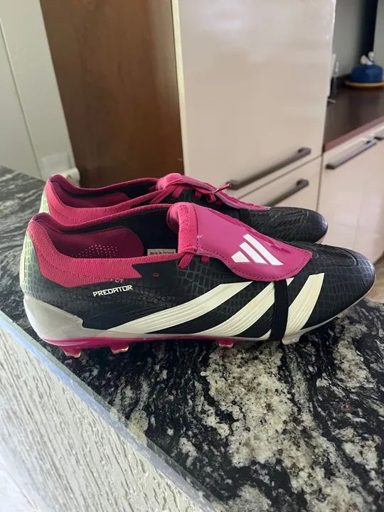 Adidas Predator 30 
