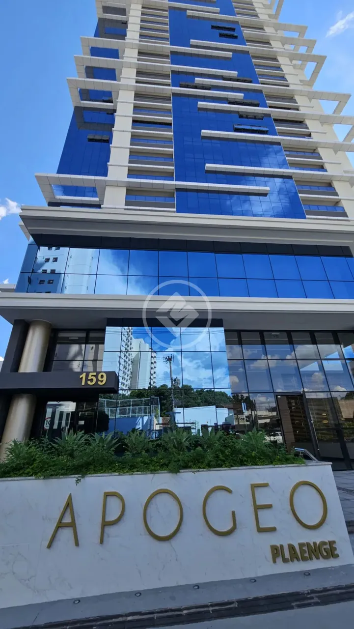 VENDO APARTAMENTO ALTO PADRÃO COM 5 VAGAS DE GARAGEM, BOX NO TÉRREO, SOL DA MANHÃ NO CORAÇ