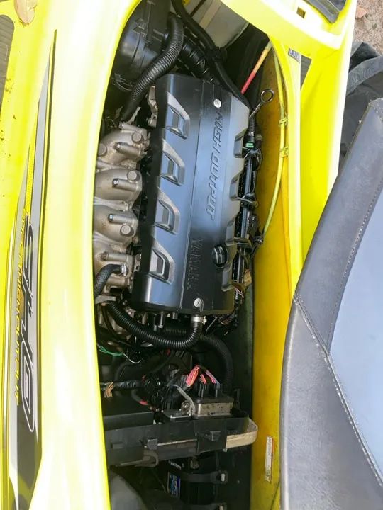 JET SKI YAMAHA VXR 1.8 2013 - Foto 5