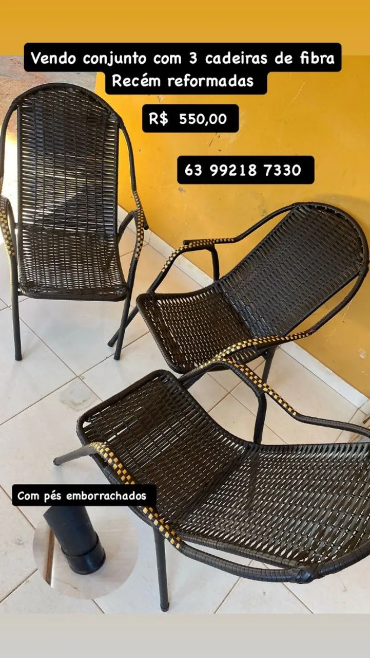 Conjunto de 3 Cadeiras de Fibra