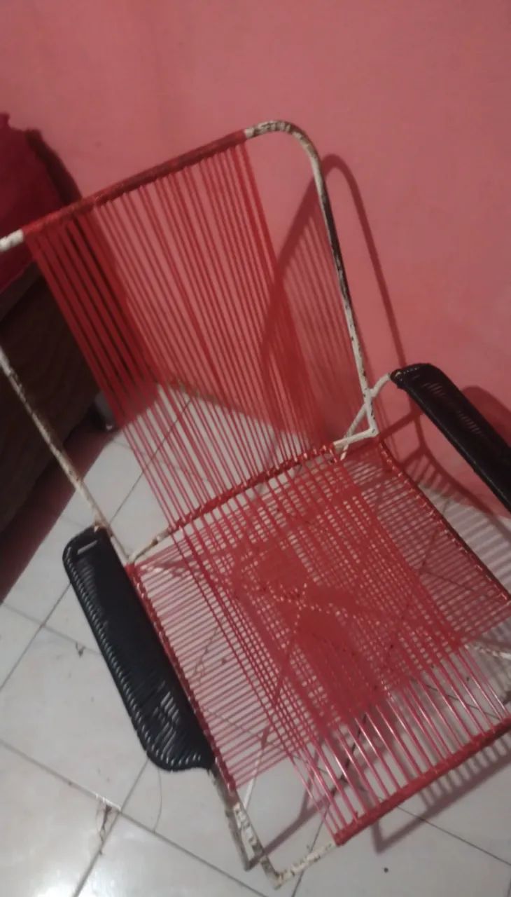 Coloco espaguete em cadeira