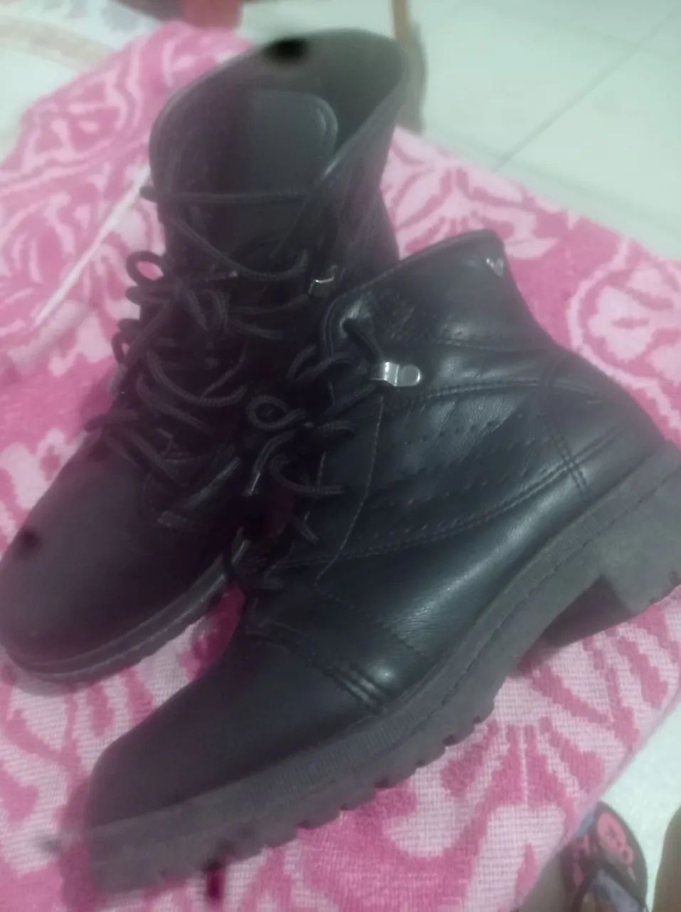 Botas de Couro preta 34