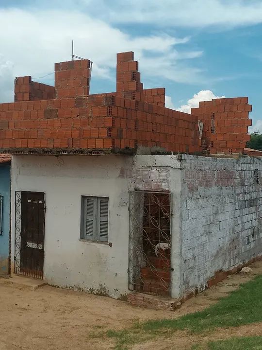 Casa em construção - Ótima localização