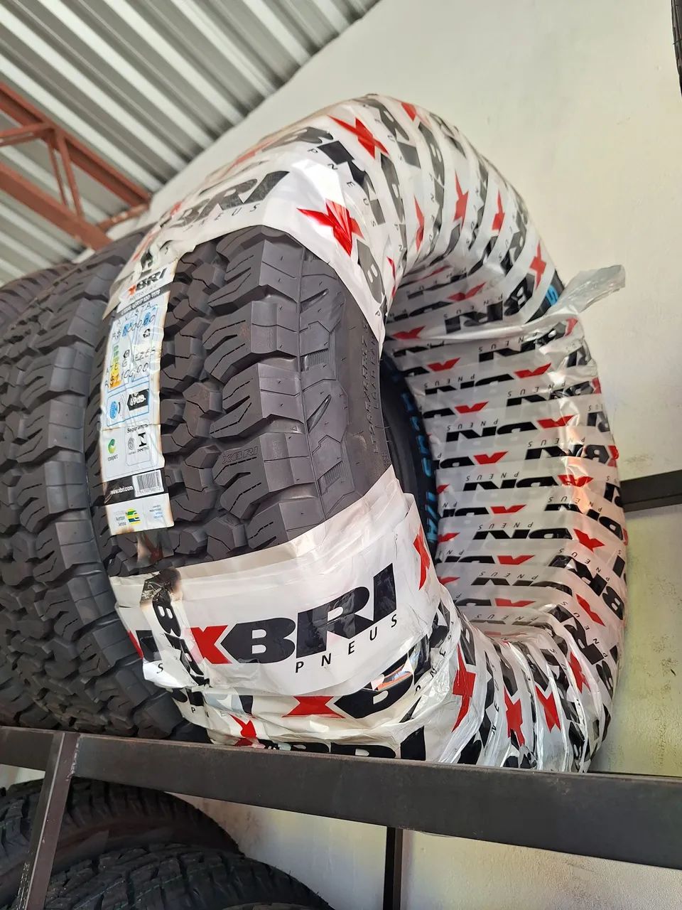 Pneu XBRI Brutus T/A II LT265/65R17 120/117S - Foto 2