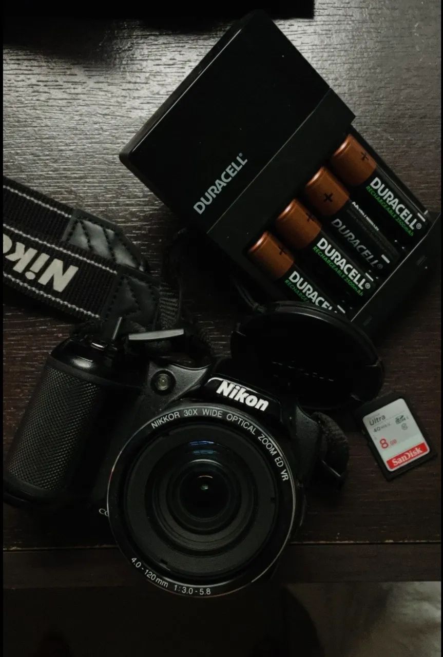 Câmera Semi-profissional Nikon L820 + Pilha e carregador Duracell + Cartão SD 8gb