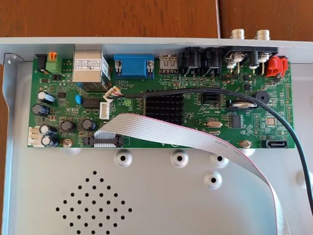 DVR Luxvision - LVDVR9804 de 04 canais - Foto 3