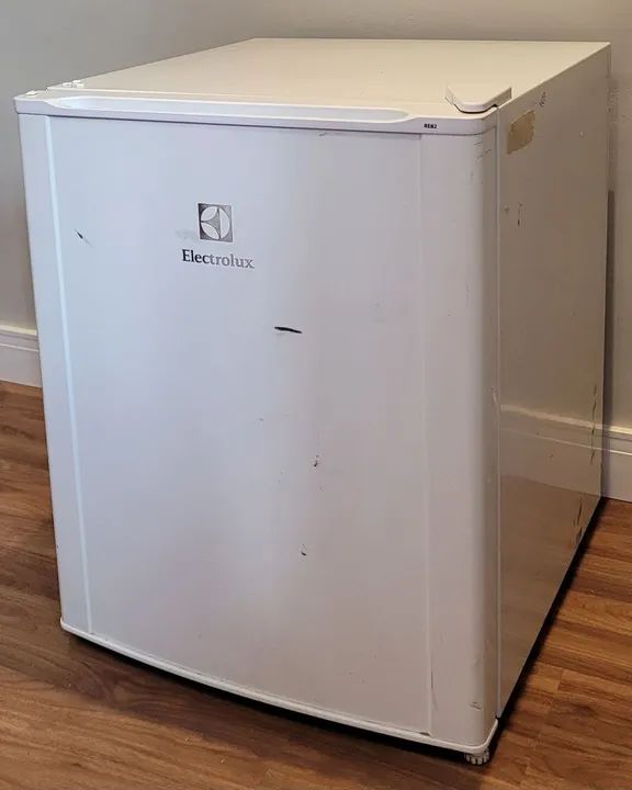 Frigobar Electrolux 80L - Foto 5