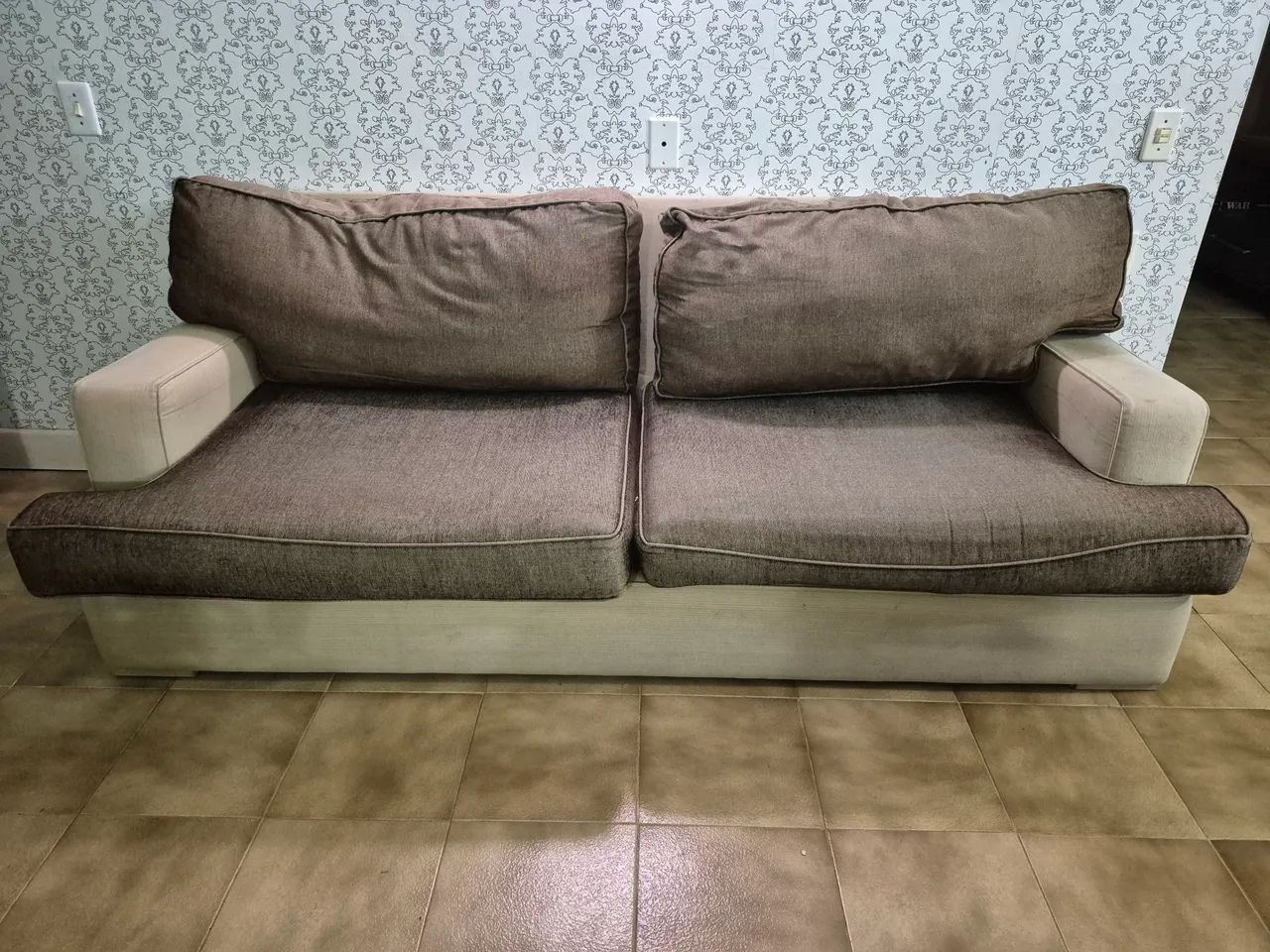 2-Meter Sofa65580434650498120