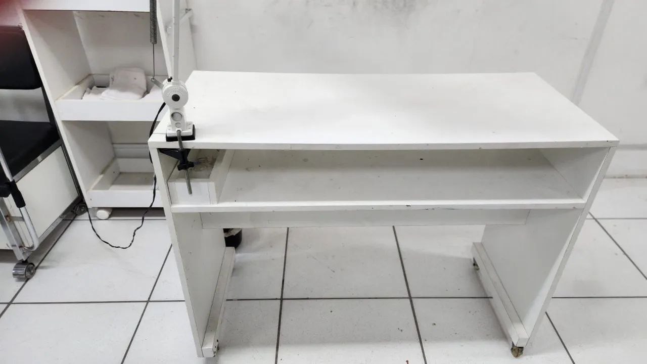 Mesa de manicure 64276674260865120
