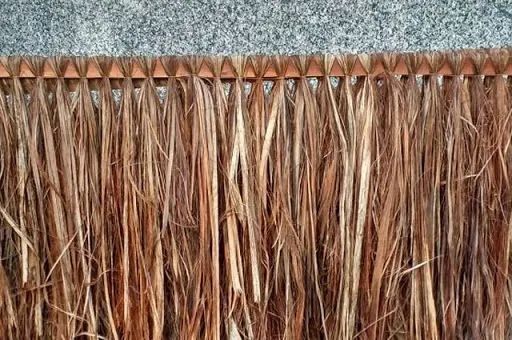 Babassu Palm Combs! Natural thatch roofing for outdoor areas. Babassu palm thatch for kiosks.