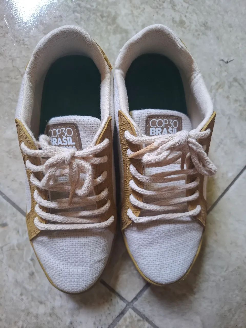 Tênis da COP tamanho 37 + Chapéu da COP - Novos!<br> - Foto 5