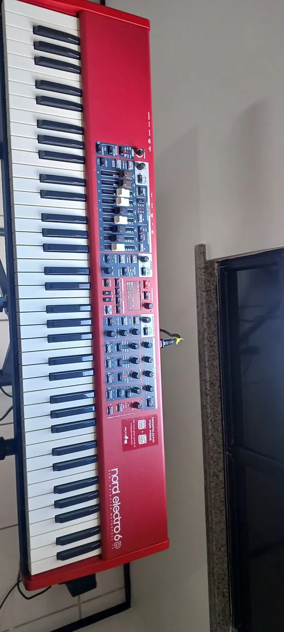 Teclado Nord Electro 6D 73