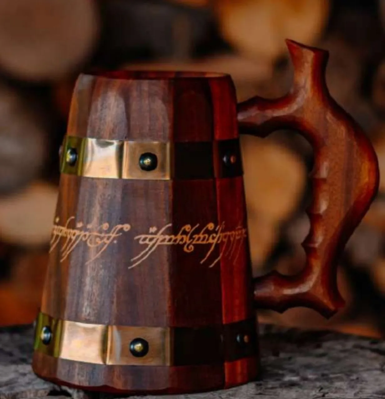 Caneca de Madeiras Nobres