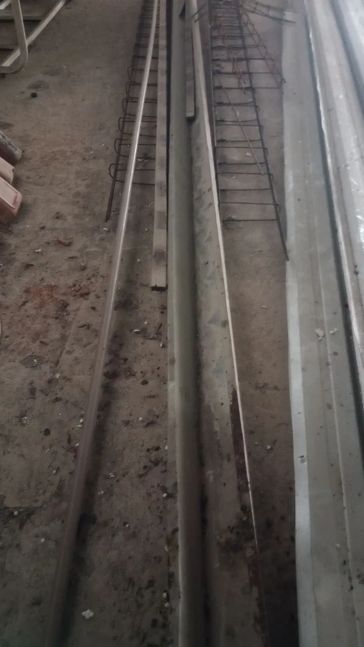 Calha usada +- 10 MTS 300.00