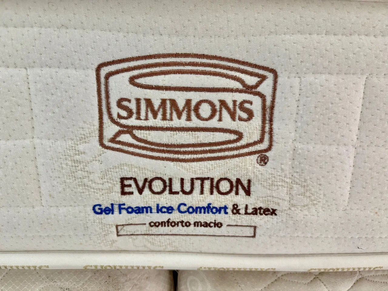 Cama Box de casal Queen, cama de casal Simmons  - Foto 4