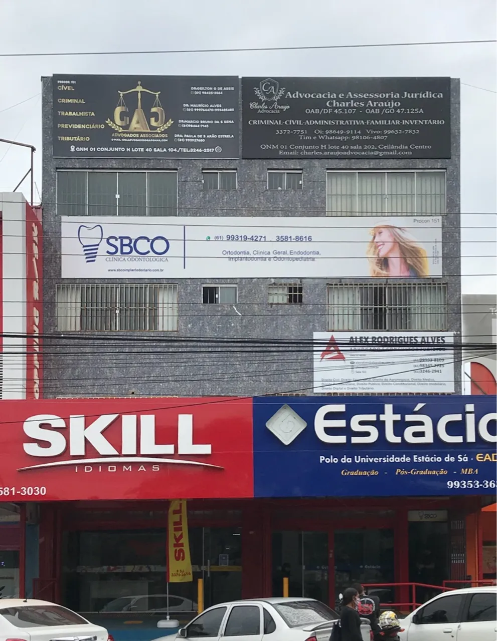 Alugo salas comerciais