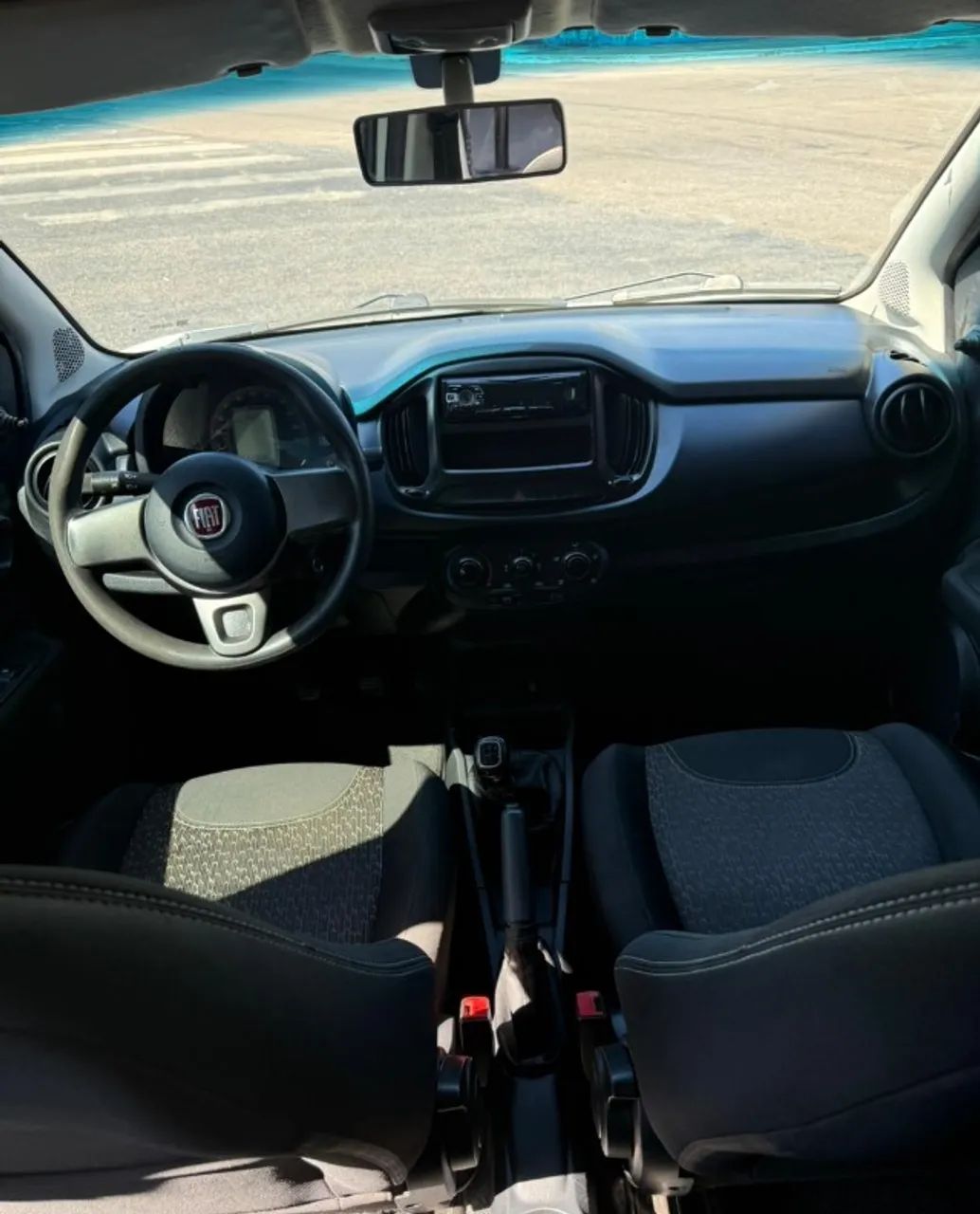 Fiat Uno Attractive 1.0 EVO Fire Flex 8V 5P 2021 - Foto 3