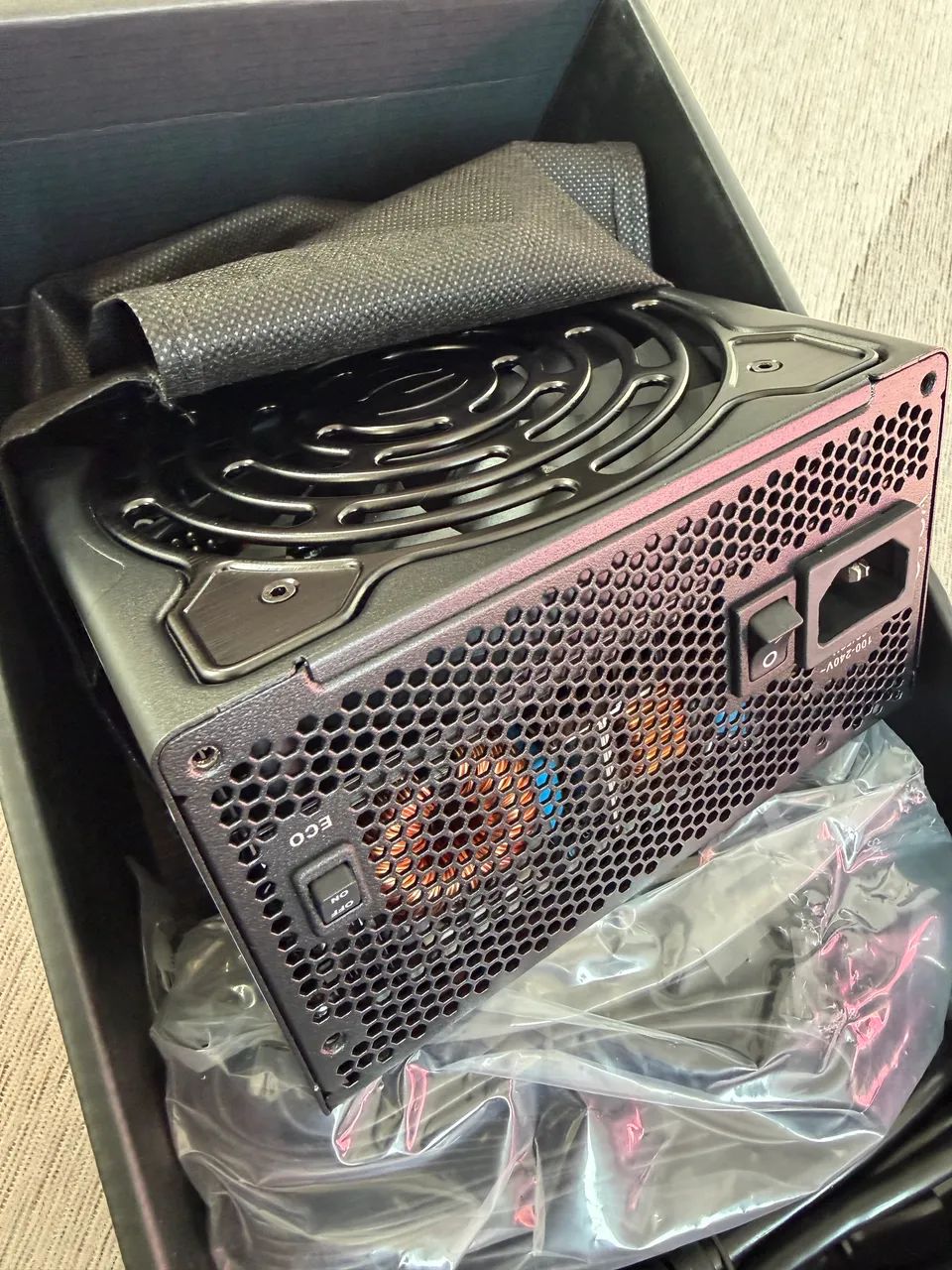 Fonte EVGA 750W Gold G6 Supernova modular - Foto 4