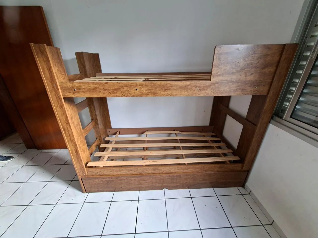 Treliche usada em MDF. Ótimo estado.