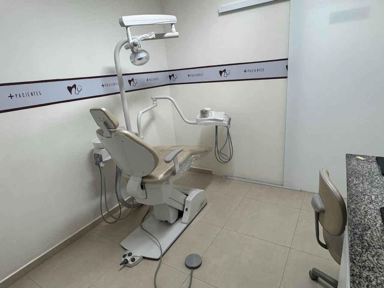 OPORTUNIDADE! Cadeira Dabi Atlântica D700 Gold- Estado Impecável, Pouquíssimo Uso - Foto 2