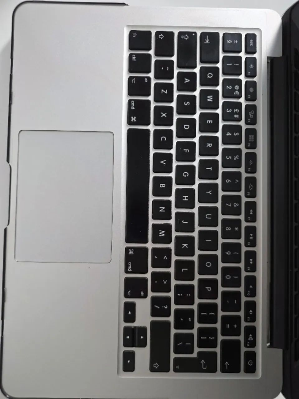 MacBook Pro (Retina, 13-inch, Early 2015) - Estado de Novo (Só
