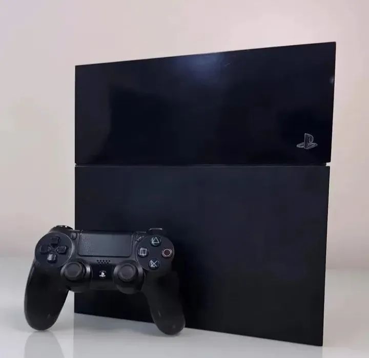 Ps4 fat ótimo estado de conservação 