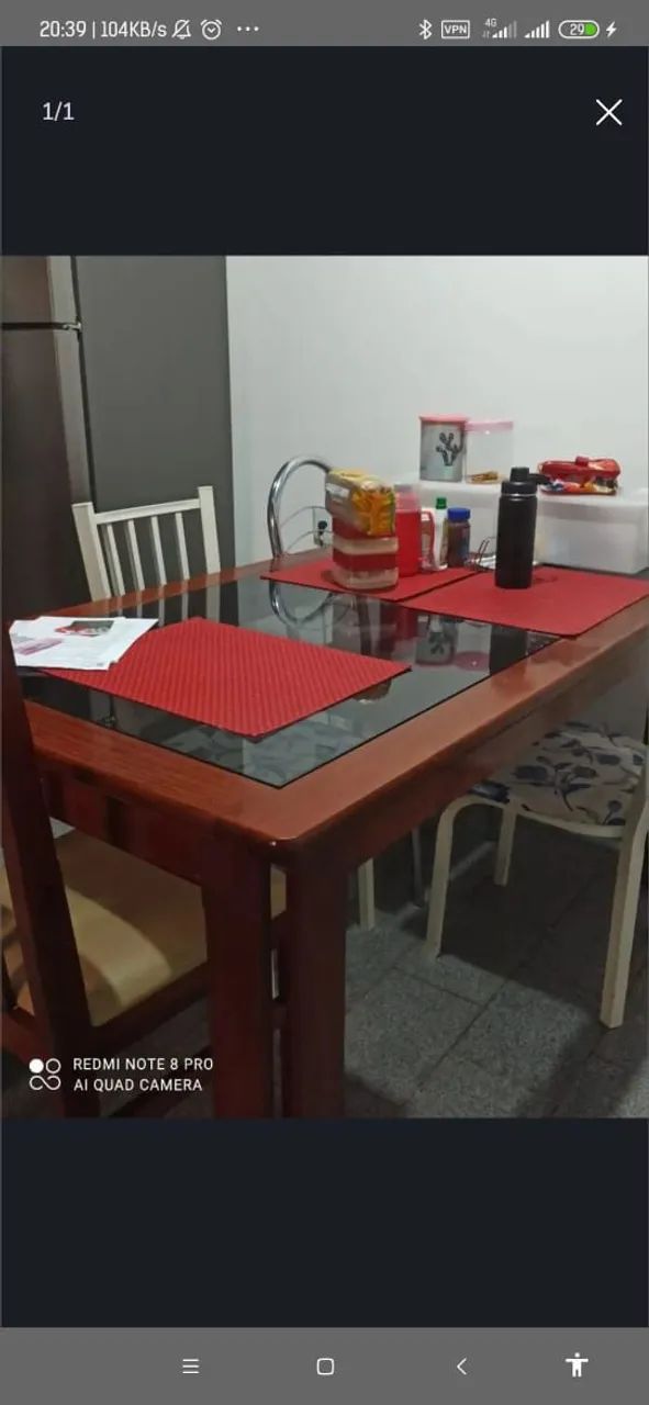 Mesa de Jantar com 6 cadeiras 